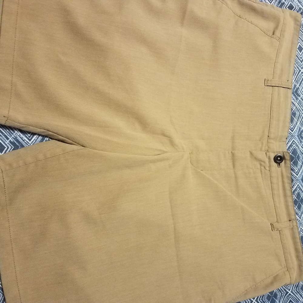 Faded glory flat shorts